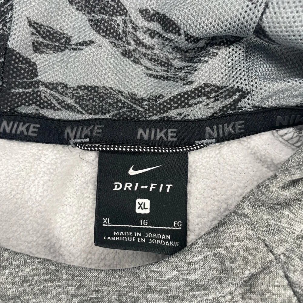 Kids XL Nike scuba neck pullover hoodie gray w/ black pattern swoosh